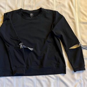 Black Bobeau Sweatshirt with sleeve cutouts XL